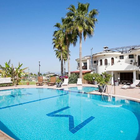 Meryem'S Hotel Agios Epiktitos ภายนอก รูปภาพ